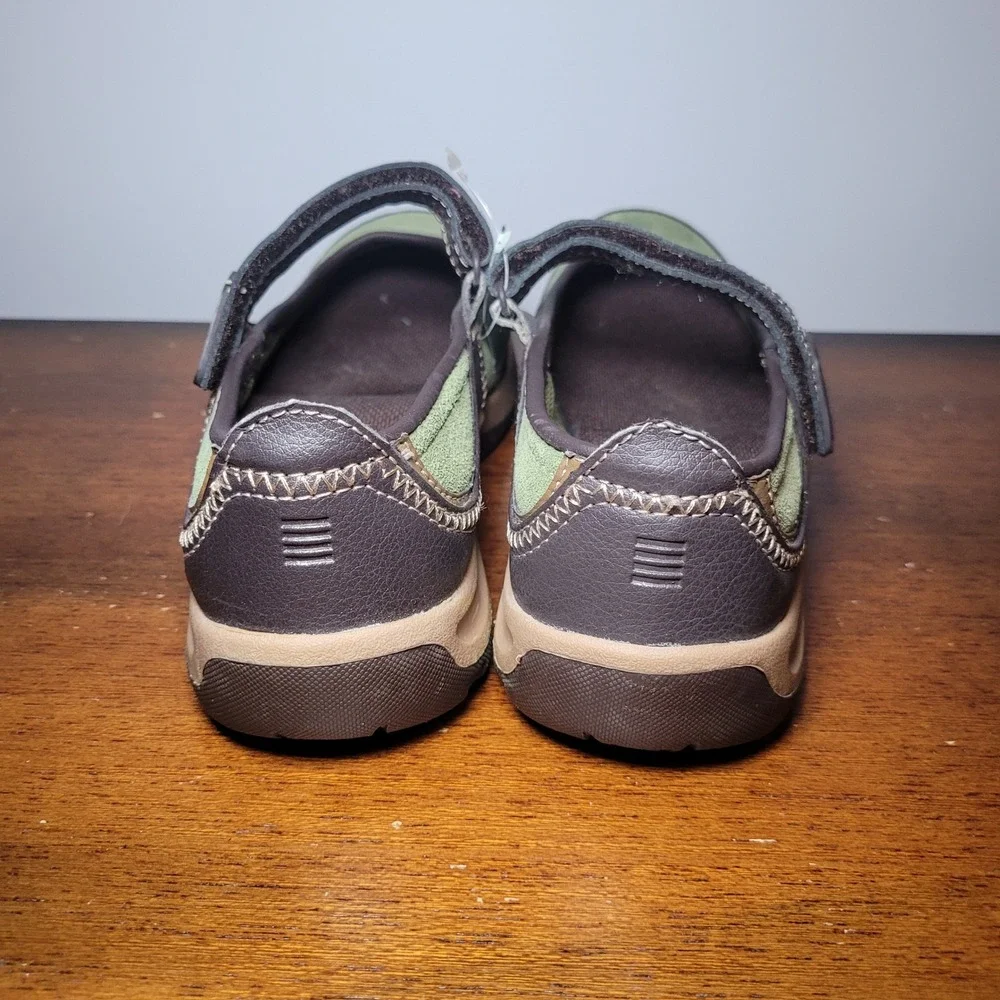 Lands End Mary‎ Jane Green Suede Womens 7.5 Strap 407322